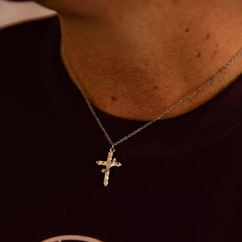 Colar Cruz e Coroa de Cristo – Ouro e Prata