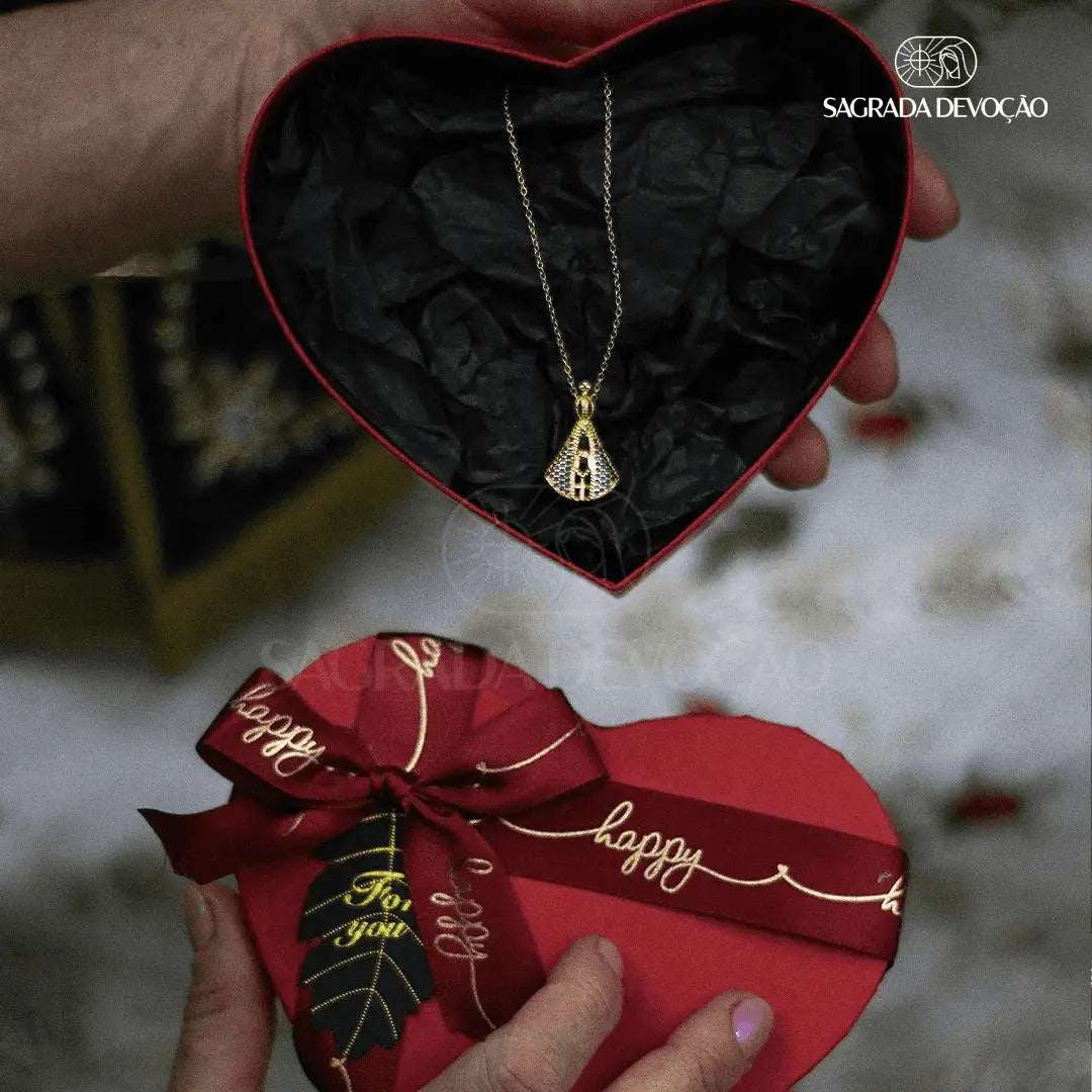 [COMPRE 1 LEVE 2] Colar Nossa Senhora Aparecida Dupla Face | Zircônia Premium & Ouro 14K