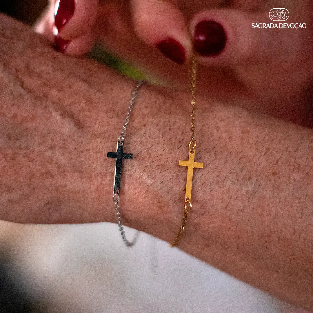 (COMPRE 1 LEVE 2) Pulseira de Crucifixo Inoxidável | Proteção Celestial