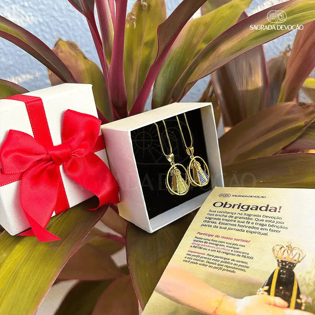 [COMPRE 1 LEVE 2] Colar Aura Nossa Senhora Aparecida Dupla Face | Zircônia Premium Ouro 14K